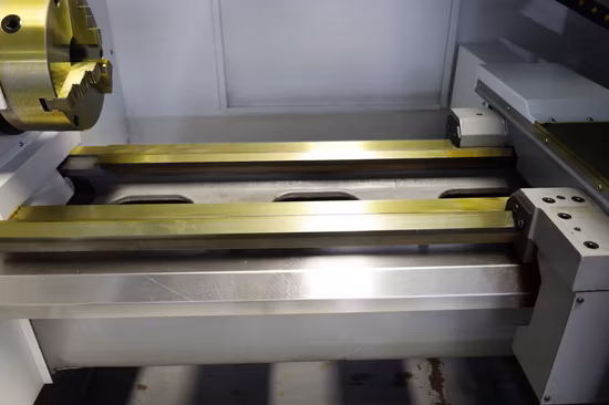 Hochpräzises, horizontales und vertikales Bearbeitungszentrum, CNC-Drehmaschine, Bohrportal, Fräsmaschine mit CE